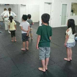 北区十条でキッズ空手・キッズキックでお子さんを心身ともに強い子に育てませんか(^-^)の画像