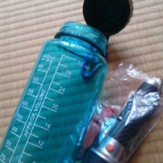 アウトドアボトルの画像