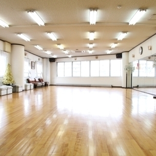 レンタルスタジオ　中津駅すぐ・梅田駅から徒歩10分！ダンス・タップダンス・ヨガ・空手など、リハーサル、レッスン、写真撮影等、多目的でご利用可能！の画像