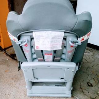 チャイルドシート　自動車用　アップリカ葛西株式会社の画像