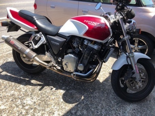 この時期に！cb1000！屋内保管ピカピカ