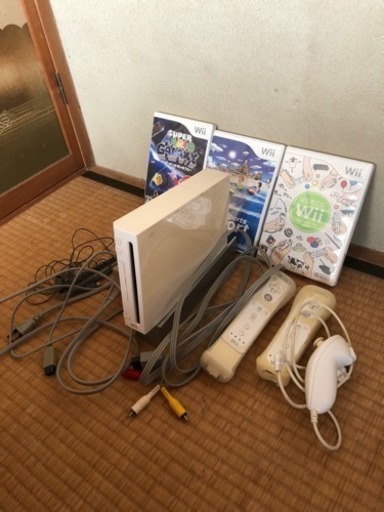 Wii 本体+ソフト３本