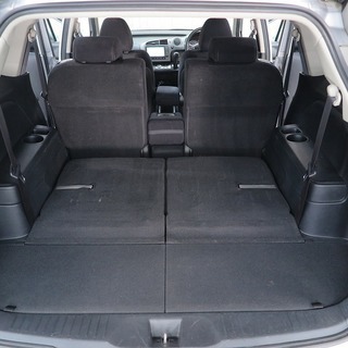 どなたでもクルマがローンで買えます！　くるまのミツクニ東京足立店！　金利は一切かかりません！　仮審査随時受付中♪　【ストリーム】　の画像