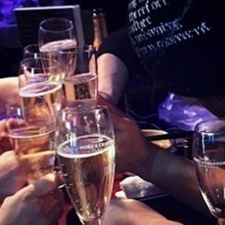 【新宿のバー】お酒/カラオケ/ダーツが楽しめる♪給料&待遇は業界最高水準!BAR RIGING BULL(レイジングブル)の画像
