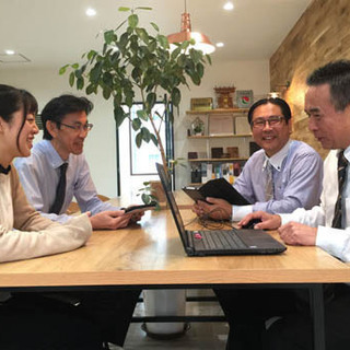民間法人企業への営業及び人事職の画像