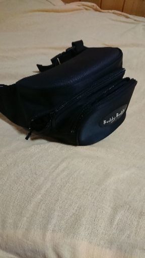 ウエストポーチ型抱っこ紐