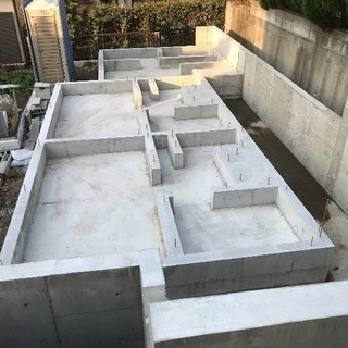 基礎・外構・土木工事の作業スタッフ募集！未経験も歓迎です！！の画像