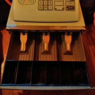 値下げしました！！CASIO レジスター TE-M80の画像