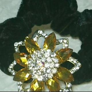 スワロフスキー シュシュの画像