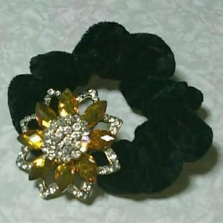 スワロフスキー シュシュ