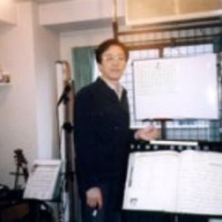 吉祥寺で20年ヴォーカルを教えてます。 ヴォイストレーニングから...