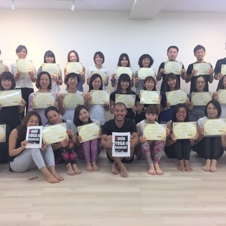 だれでもできる簡単5分間ヨガ体操指導者養成講座～5min Yog...