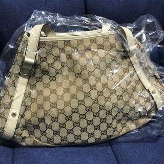 GUCCI バッグ