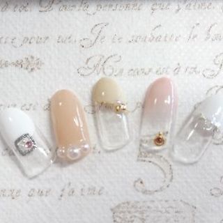ネイリスト アイリスト募集の画像