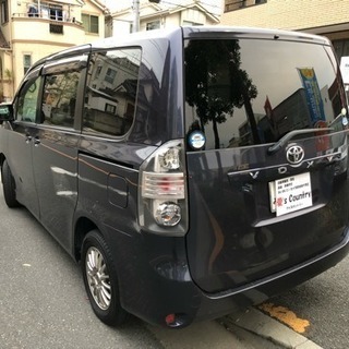 70ヴォクシー　X-Lエディション。　パワスラ、純正ナビETCスマートキー付き車検二年付き個人分割可能の画像