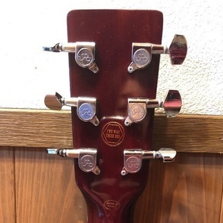 アコースティックギターの画像