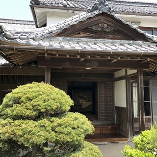 日田の大分県指定近代和室建築の古民家です。 - 日田市