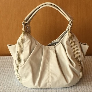 ショルダーハンドバッグの画像