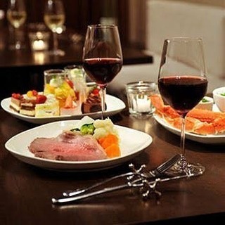 ５月２６日１８時から池袋でご飯行ける方いますか？