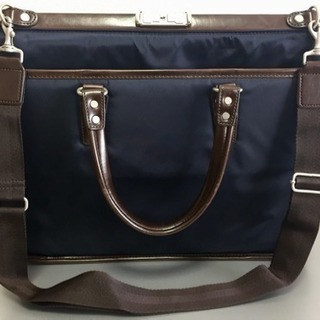 【交渉中】【新品】ダレスバッグ 医者カバン ★ 鍵付き ★ ショルダーバッグの画像