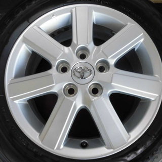 山しっかり　ＢＳ　レグノ　ＧＲＶⅡ　205/60Ｒ16付き★トヨタ　ノア純正　6Ｊ+50　114.3-5穴★ちょっとした小傷のみです★ヴォクシーにも 