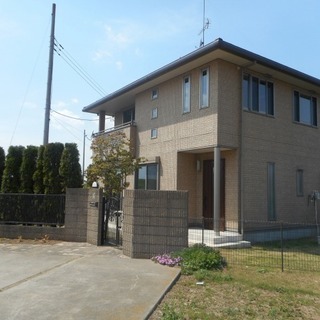 猿島郡境町　敷地１１４坪平成１９年築リフォーム済み４ＬＤＫ　2198万円の画像