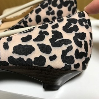 ローヒールパンプス300円！の画像