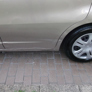 平成22年 フィット 1500CC  1.6万ｋｍ  車検31/3の画像