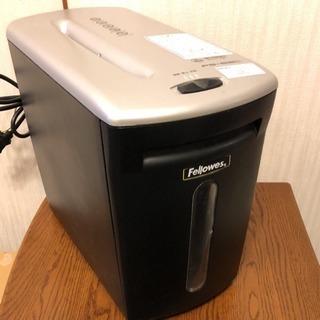 Fellowes  シュレッダーの画像