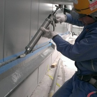 職人さん募集！有給休暇・賞与あり 防水シーリングの画像