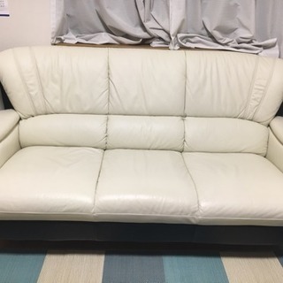美品 danny 本革３人掛けソファ 使用８ヶ月