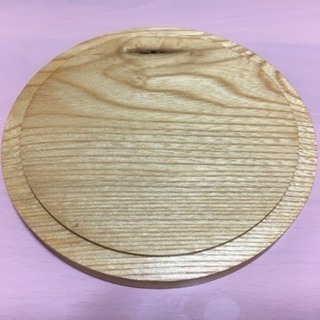 【ガラス食器・皿】３点セット（木製ふた１枚付き）の画像