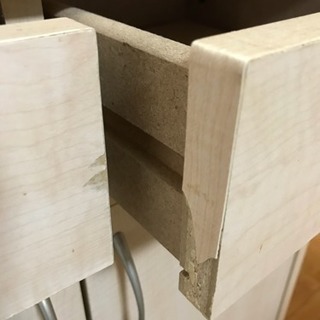 ※交渉中【無料】食器棚譲りますの画像