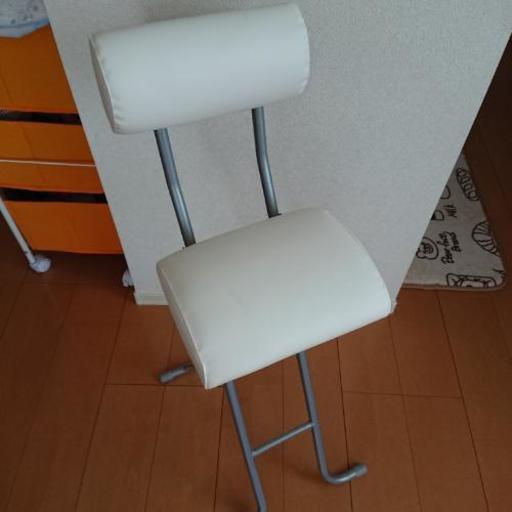 イス