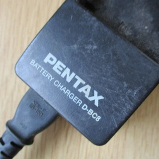 PENTAX バッテリー充電器 D-BC8の画像