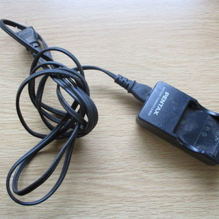 PENTAX バッテリー充電器 D-BC8