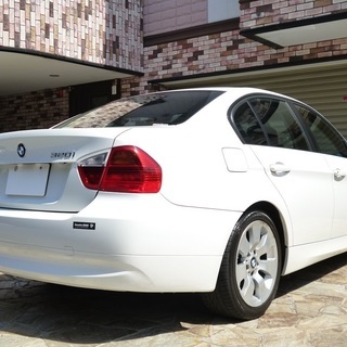 検30年9月BMW320i 実走5.7万km/カロッツェリアナビ/ワンセグ/コンフォートアクセス/OP17インチAW/ミラーETC/人気のアルピンホワイト/無事故の画像