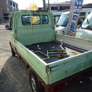 平成１６年　アクティトラック４WD　５速マニュアル　パワステ　エアコン！車検２年付　１５万円　総額１８５，０００円の画像