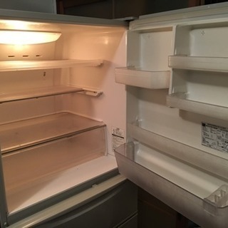 東芝の大型冷蔵庫あげます。の画像