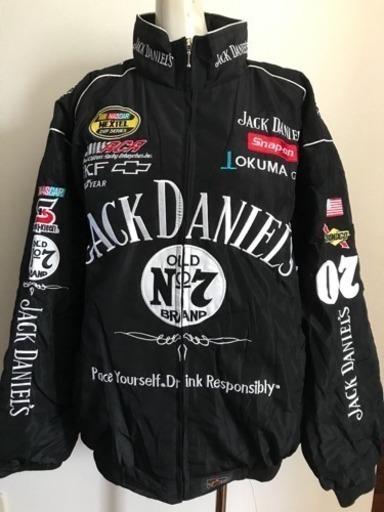 売約済　ラスト  新品 ジャックダニエル ダニエル ＪＡＣK ＤＡＮＩＥＬ’Ｓ 中綿入り刺繍ジャンバー