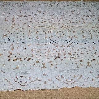 【値下げしました】テーブルクロス(未使用品)