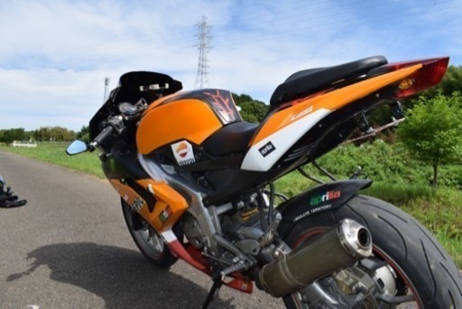 アプリリア RS 125 | R | SP | 1993-2010 / オレンジ アプリリア RS 125 | R | SP | 1993-2010 / オレンジ - メルカリ