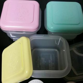 離乳食期準備に(^^)麺カッター、保存容器とセットの画像