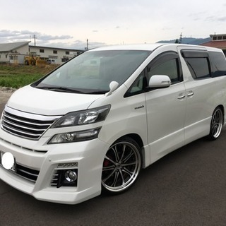 H24年式 ヴェルファイア ハイブリッド カスタム 21AW 4WDの画像