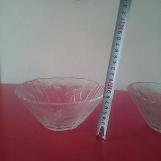 ガラス食器  大  2個セットの画像