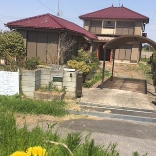 【賃貸中　オーナーチェンジ　値下げ】２棟一括の土地建物　土手も目...