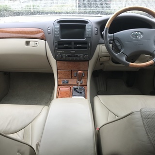 【値下げ】平成17年式 30セルシオ C仕様 車検平成32年3月までの画像