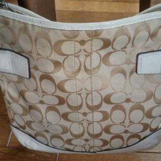 COACHコーチ☆シグネチャー☆ショルダーバッグ☆の画像