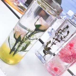 フラワーハーバリウム 体験講座の画像