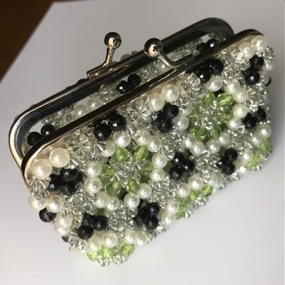 ビーズ がま口 小物入れの画像